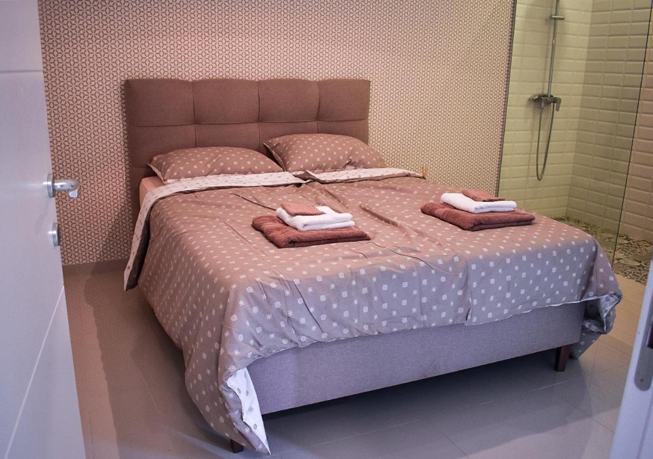 Apartmani Novi Sad Mg44 Eksteriør billede